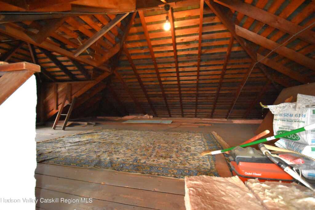 421 Albany Avenue, Kingston, NY 12401 - Photo 21 of 27