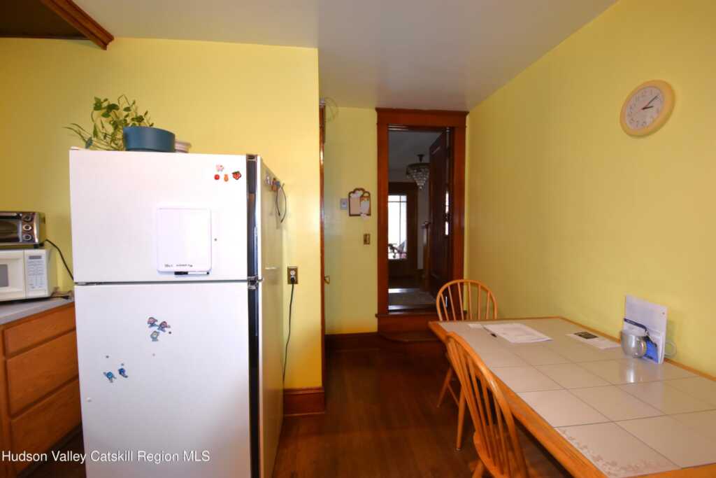 421 Albany Avenue, Kingston, NY 12401 - Photo 6 of 27