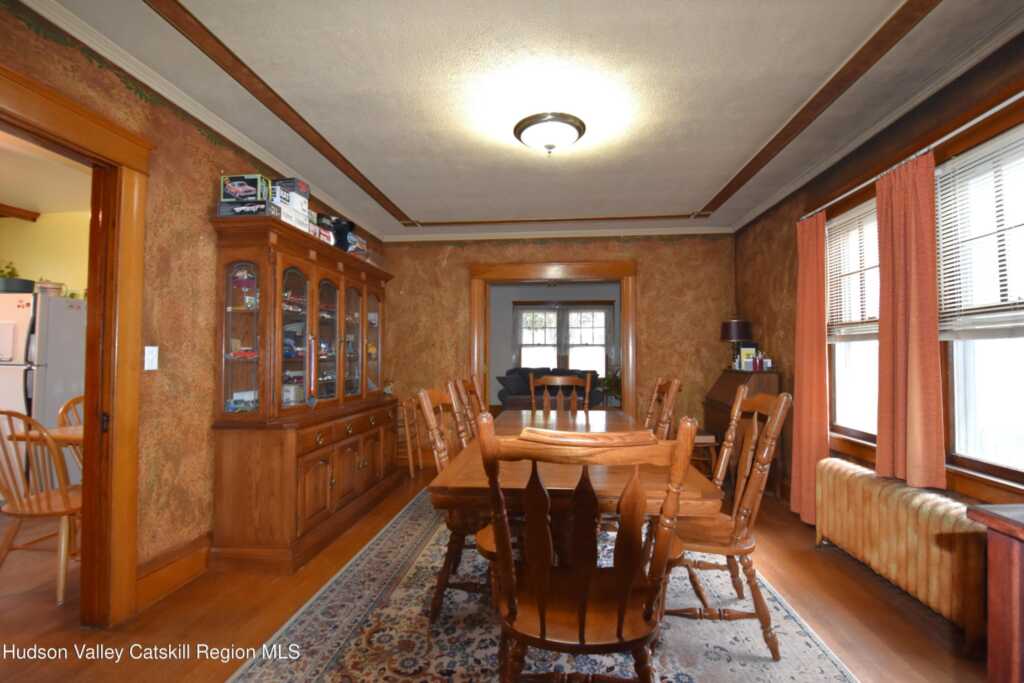 421 Albany Avenue, Kingston, NY 12401 - Photo 8 of 27