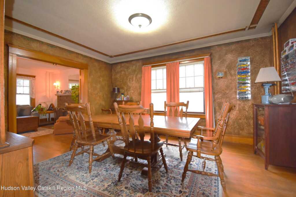 421 Albany Avenue, Kingston, NY 12401 - Photo 9 of 27