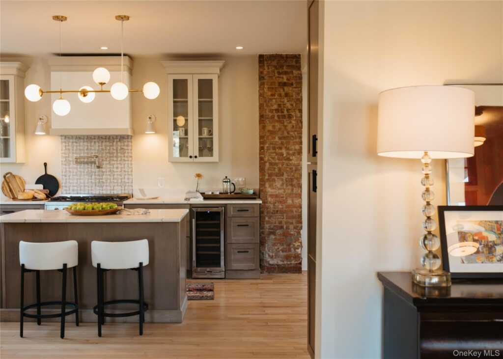 139 Highland, Kingston, NY 12401 - Photo 11 of 49