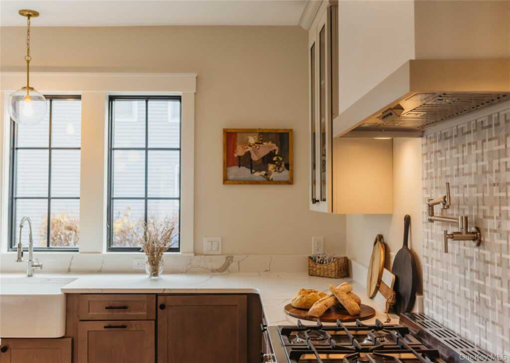 139 Highland, Kingston, NY 12401 - Photo 14 of 49