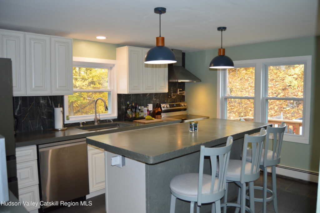 44 Wood Street, Kingston, NY 12401 - Photo 3 of 17