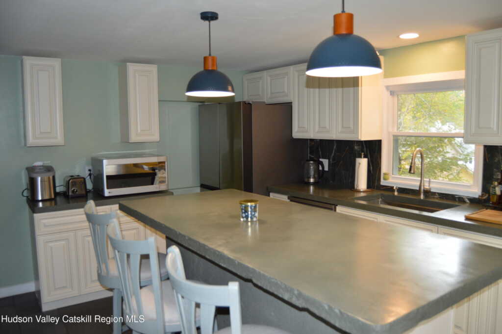 44 Wood Street, Kingston, NY 12401 - Photo 4 of 17