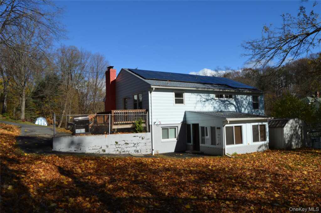 44 Wood Street, Kingston, NY 12401 - Photo 2 of 17