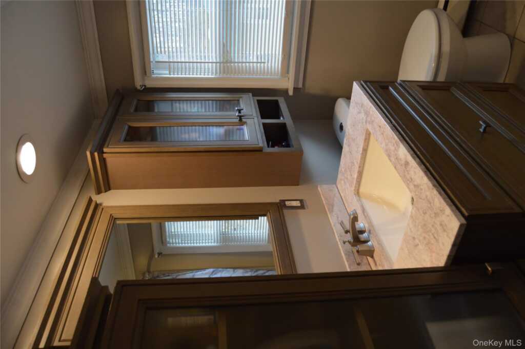 44 Wood Street, Kingston, NY 12401 - Photo 9 of 17