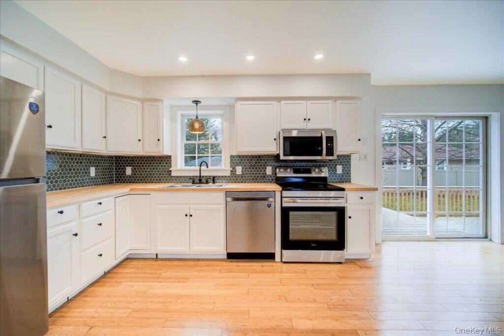 43 North Road, Rosendale, NY 12486 - Photo 8 of 44