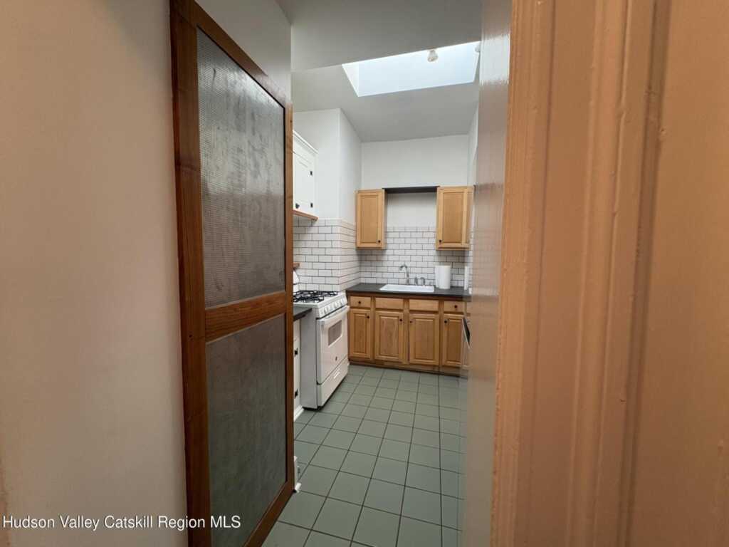 302 Wall Street, Unit #3rd Fl, Kingston, NY 12401 - Photo 13 of 16