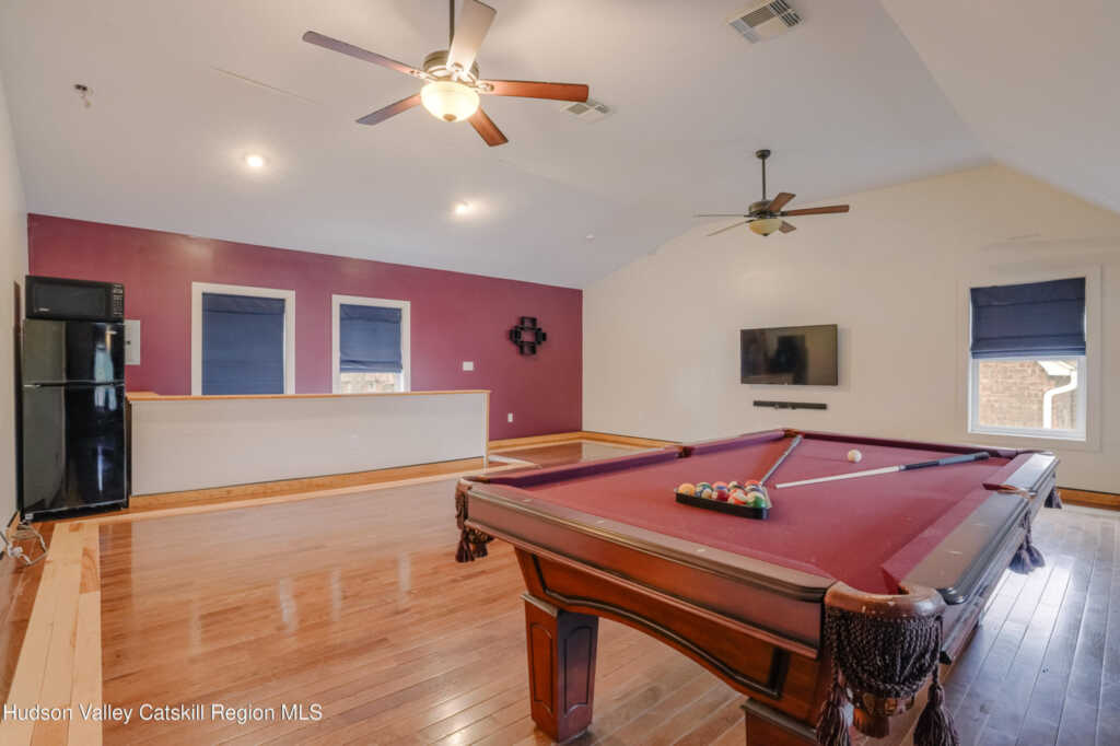 1054 Columbia Street, Kingston, NY 12401 - Photo 12 of 22