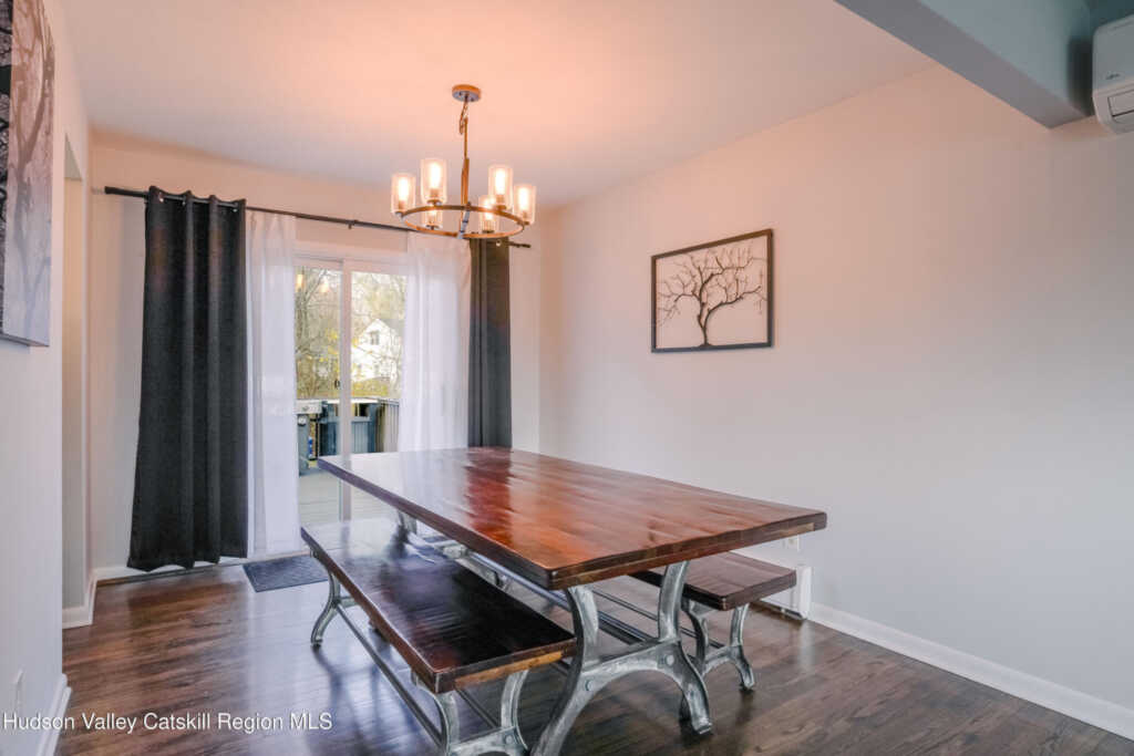 9 Mountain View Court, Rhinebeck, NY 12572 - Photo 8 of 28