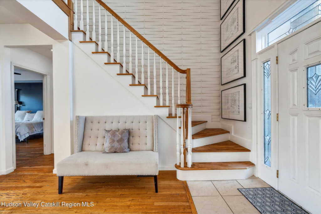 67 Latham Circle Circle, Saugerties, NY 12477 - Photo 2 of 45