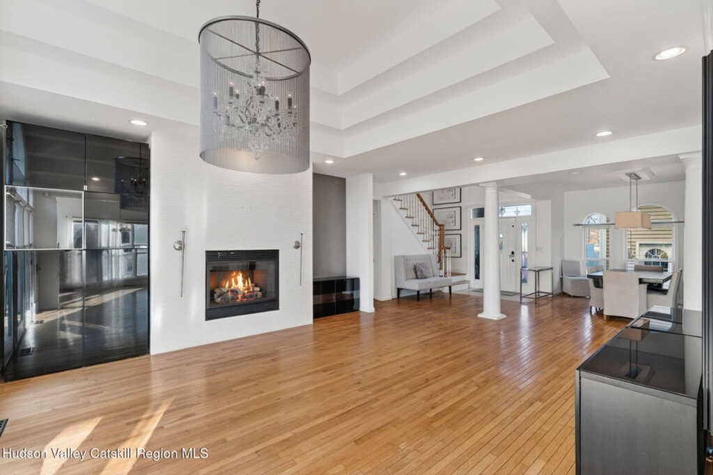 67 Latham Circle Circle, Saugerties, NY 12477 - Photo 6 of 45