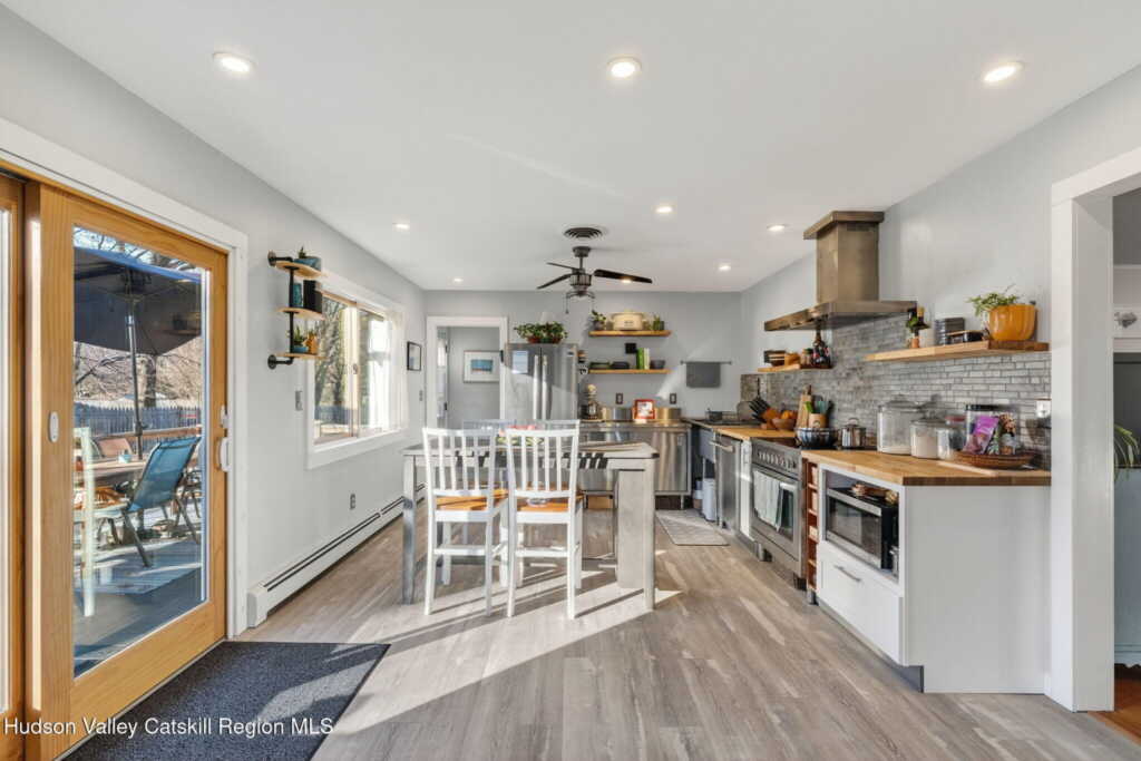 15 Closs Drive, Rhinebeck, NY 12572 - Photo 6 of 26