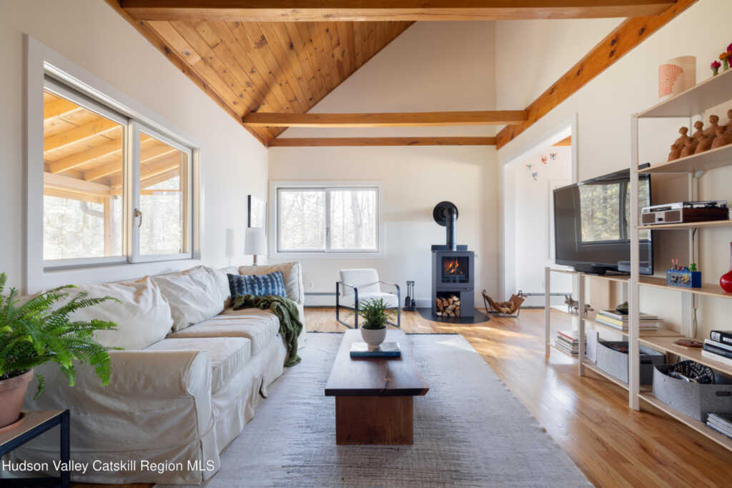 827 Ashokan Road, Kingston, NY 12401 - Photo 12 of 36