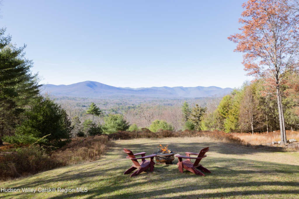 827 Ashokan Road, Kingston, NY 12401 - Photo 3 of 36