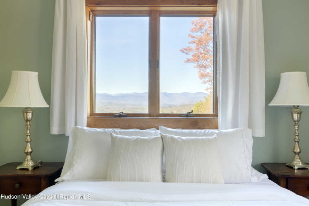 827 Ashokan Road, Kingston, NY 12401 - Photo 4 of 36