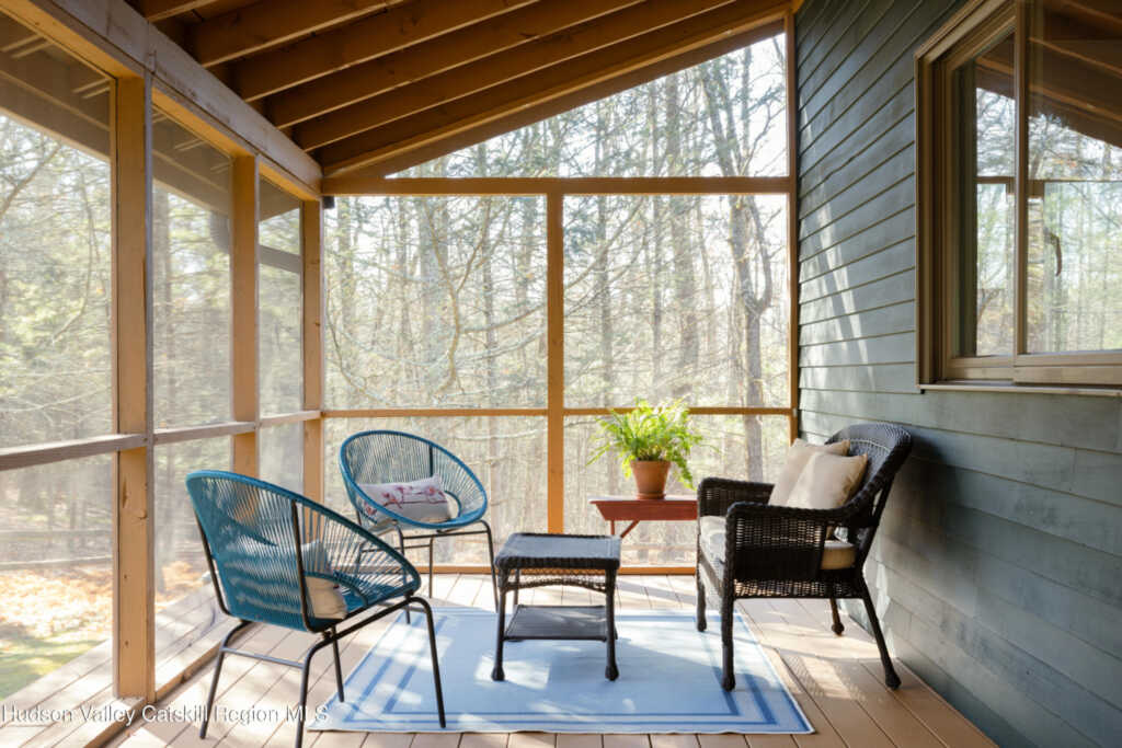 827 Ashokan Road, Kingston, NY 12401 - Photo 5 of 36