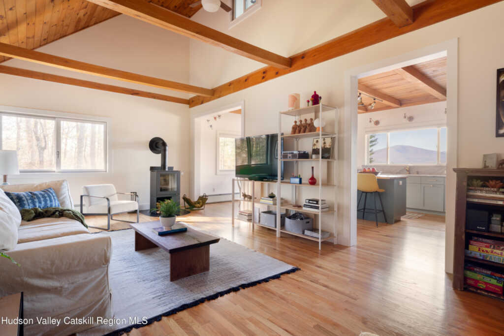 827 Ashokan Road, Kingston, NY 12401 - Photo 7 of 36