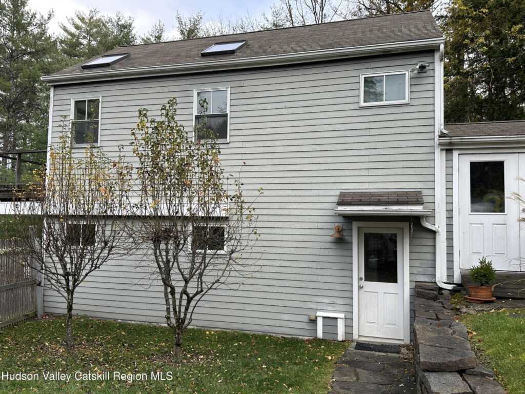 85 Broadview Road, Unit #Studio, Woodstock, NY 12498 - Photo 2 of 10