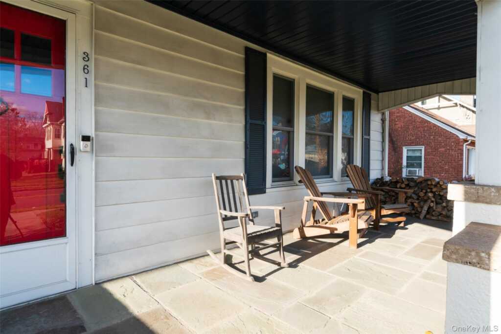 361 Albany Avenue, Kingston, NY 12401 - Photo 4 of 50