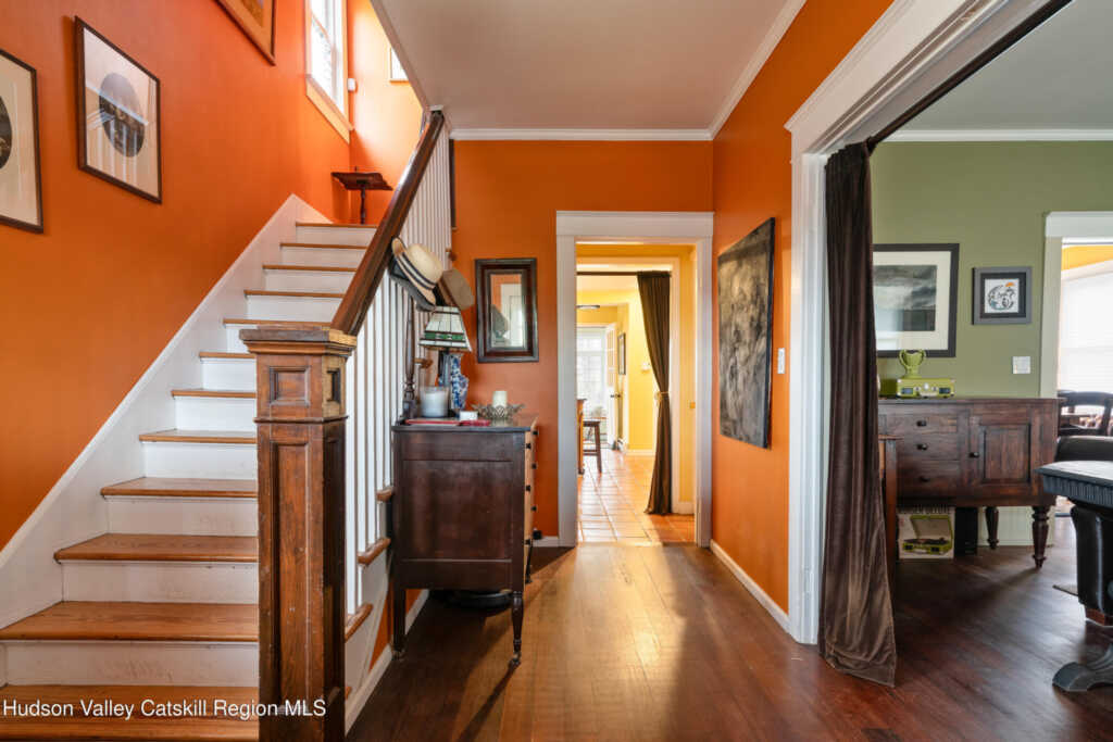 361 Albany Avenue, Kingston, NY 12401 - Photo 12 of 50