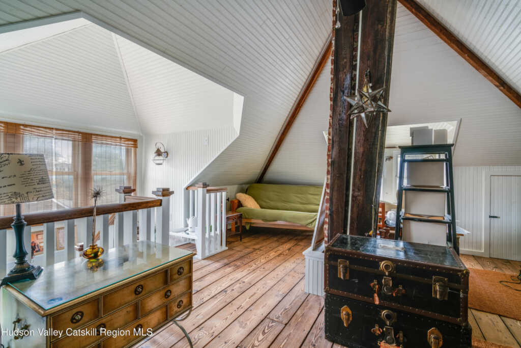 361 Albany Avenue, Kingston, NY 12401 - Photo 34 of 50