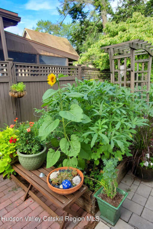 361 Albany Avenue, Kingston, NY 12401 - Photo 40 of 50