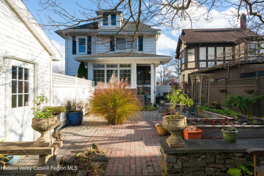 361 Albany Avenue, Kingston, NY 12401 - Photo 42 of 50