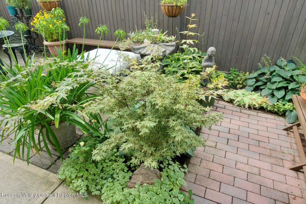 361 Albany Avenue, Kingston, NY 12401 - Photo 7 of 50