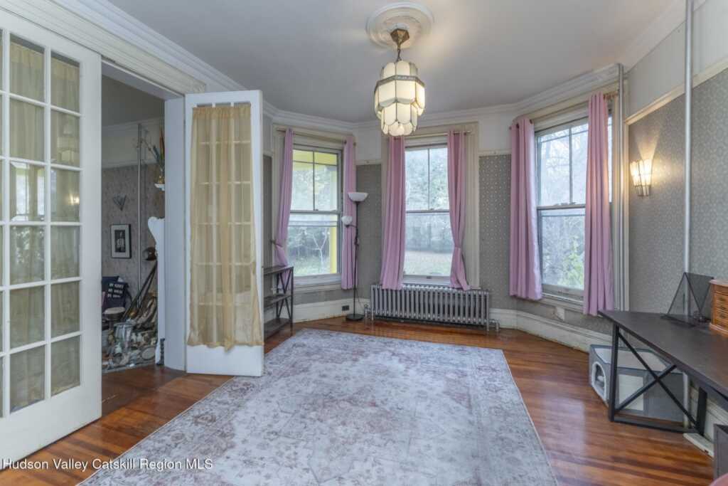 156 Hunter Street, Kingston, NY 12401 - Photo 16 of 50