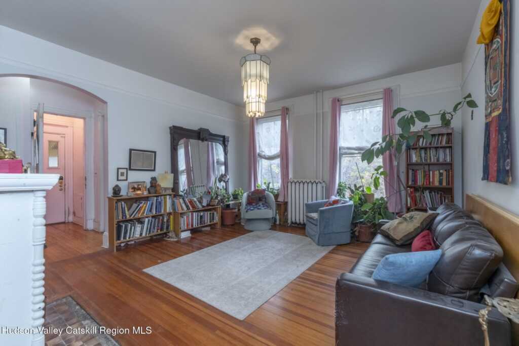 156 Hunter Street, Kingston, NY 12401 - Photo 18 of 50