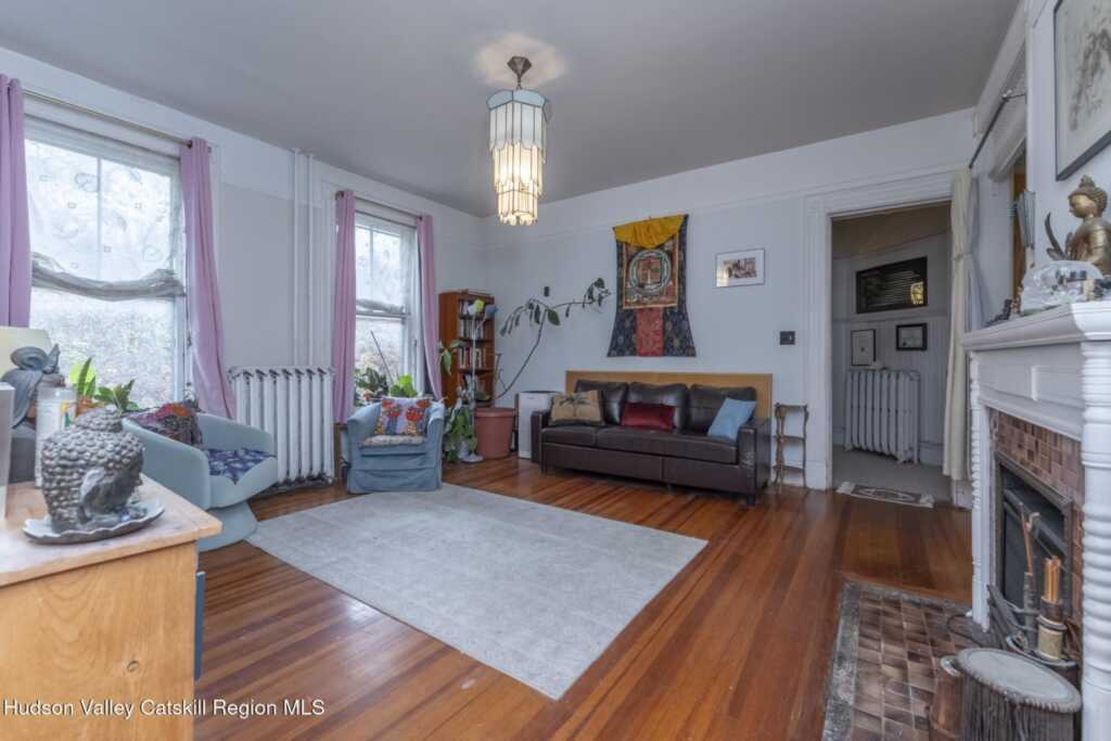 156 Hunter Street, Kingston, NY 12401 - Photo 19 of 50