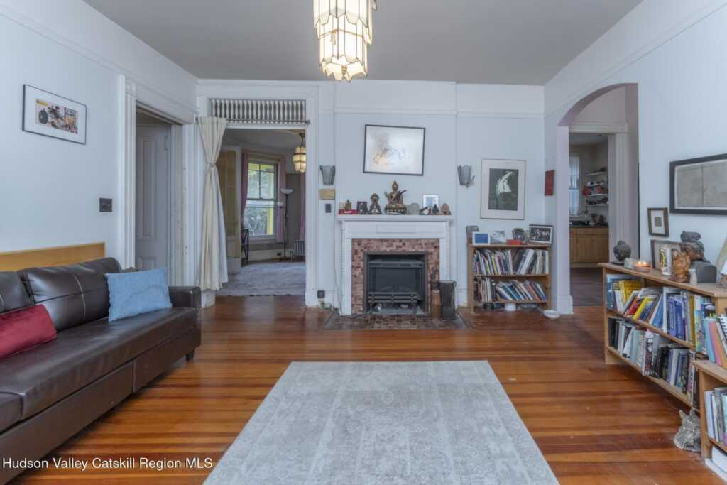 156 Hunter Street, Kingston, NY 12401 - Photo 21 of 50