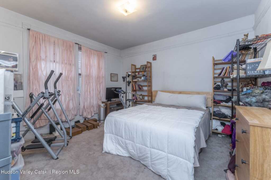 156 Hunter Street, Kingston, NY 12401 - Photo 37 of 50