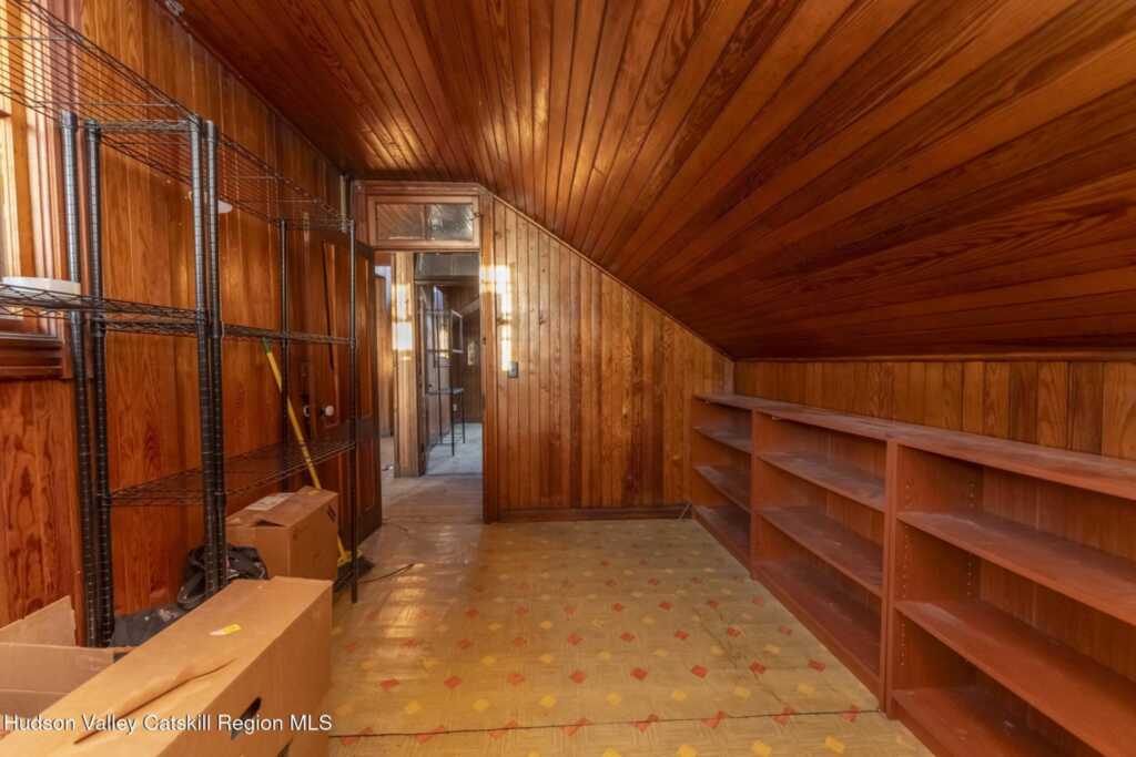 156 Hunter Street, Kingston, NY 12401 - Photo 45 of 50