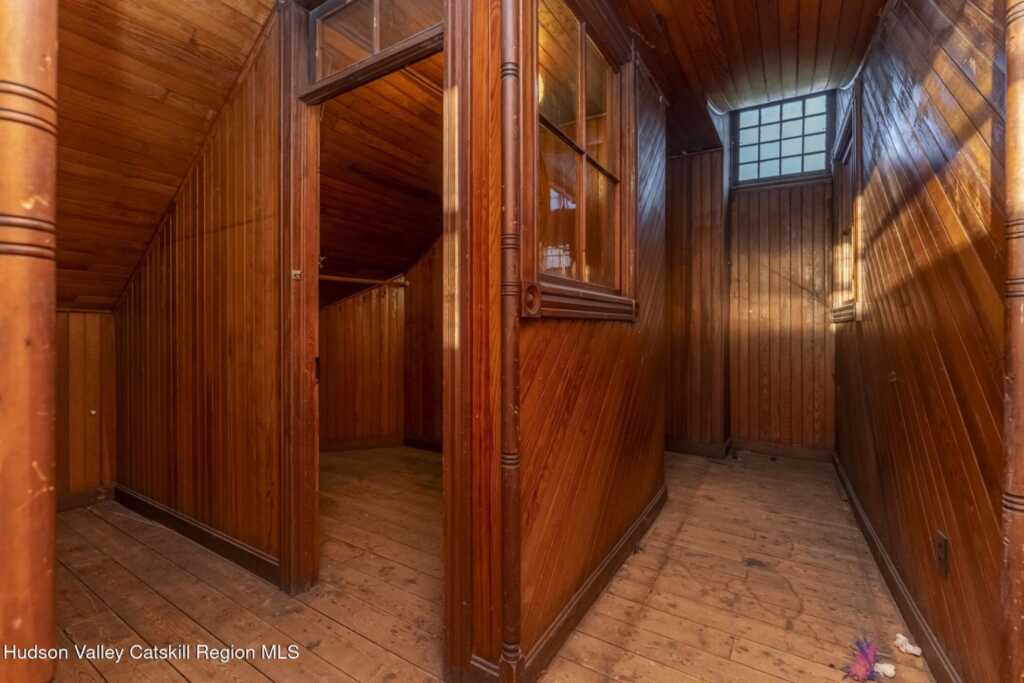 156 Hunter Street, Kingston, NY 12401 - Photo 48 of 50