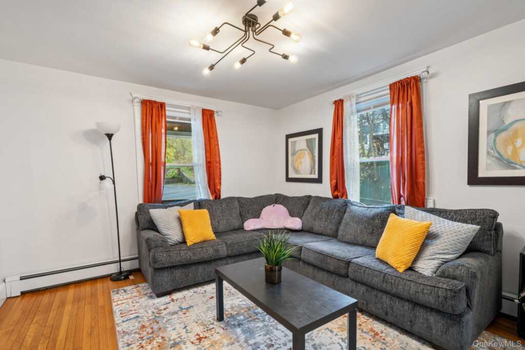 41 Chester Street, Kingston, NY 12401 - Photo 8 of 31