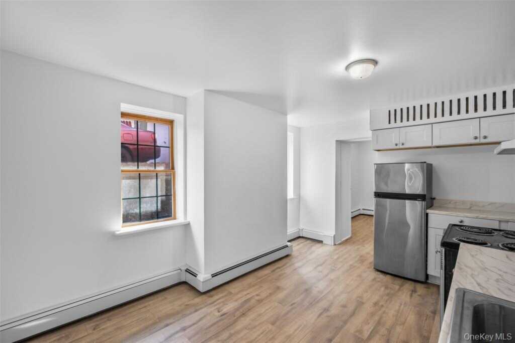 113 Hone Street, Kingston, NY 12401 - Photo 9 of 39