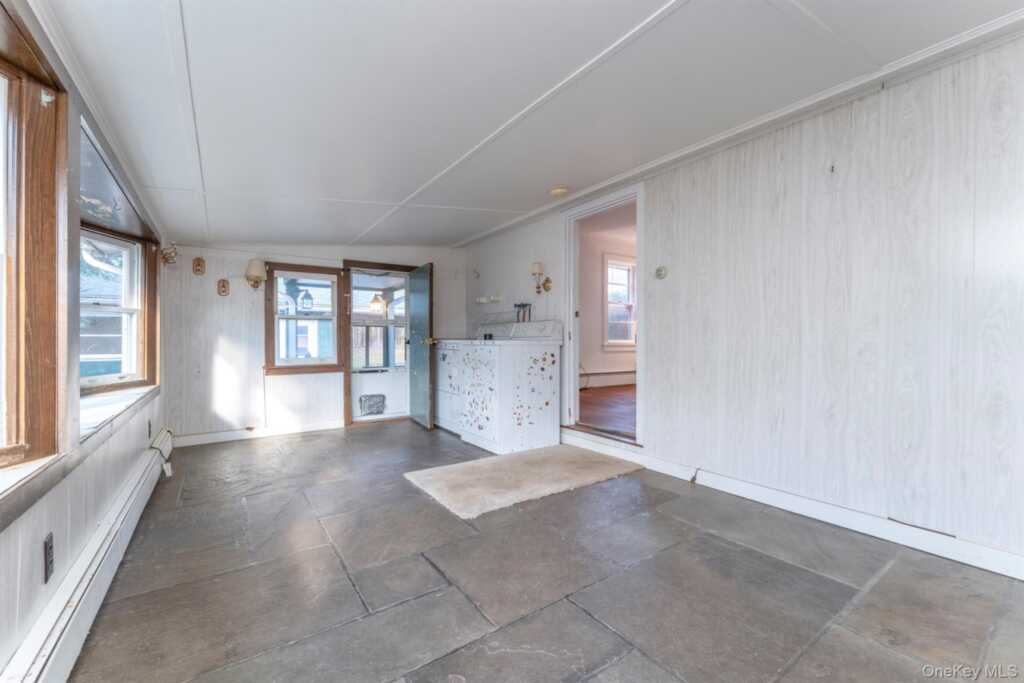 77 Pine Street, Hurley, NY 12491 - Photo 27 of 50