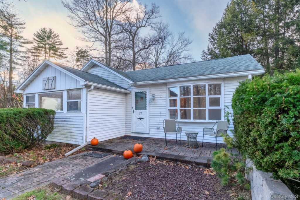 77 Pine Street, Hurley, NY 12491 - Photo 31 of 50