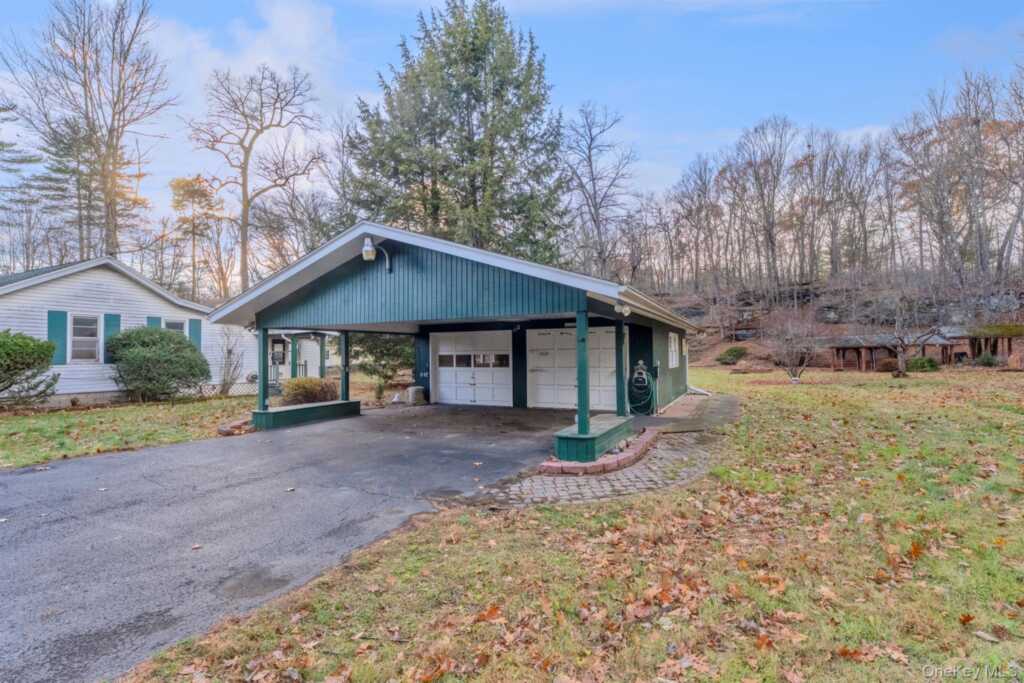 77 Pine Street, Hurley, NY 12491 - Photo 33 of 50