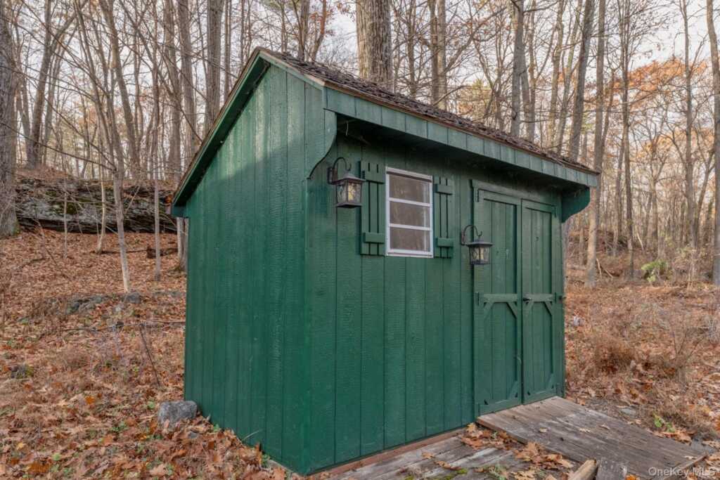 77 Pine Street, Hurley, NY 12491 - Photo 34 of 50