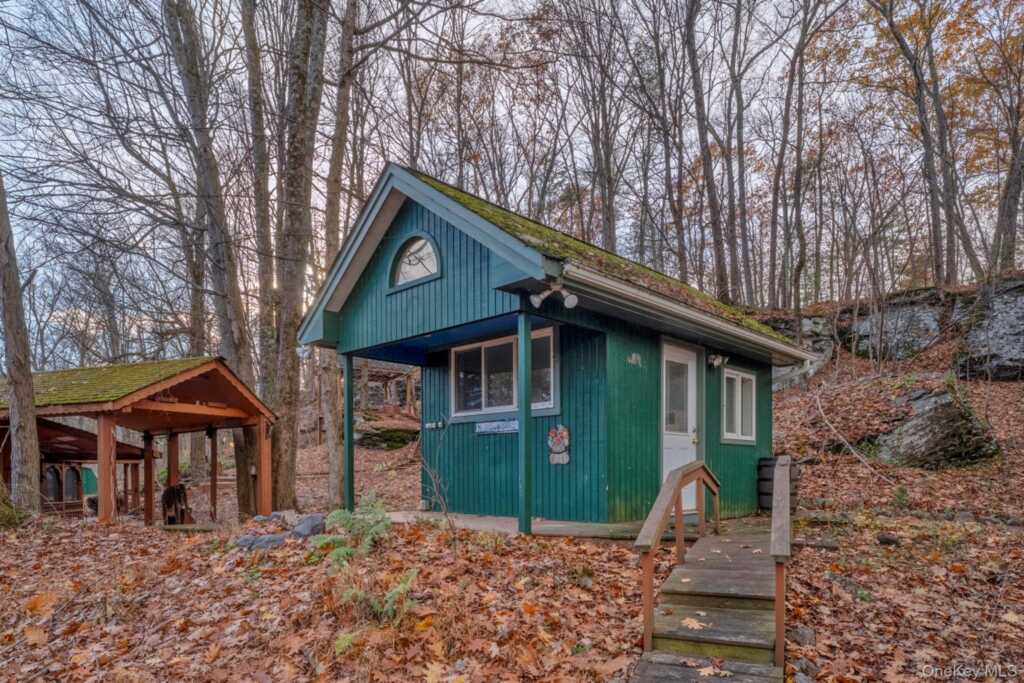 77 Pine Street, Hurley, NY 12491 - Photo 35 of 50