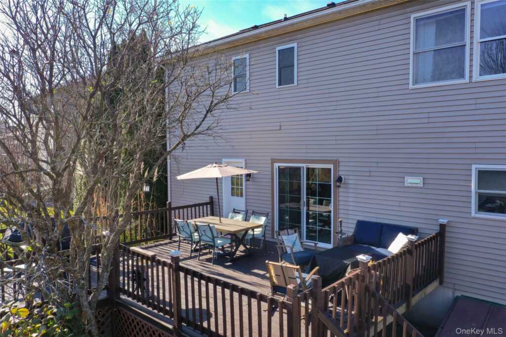 84 Josephs Drive, Saugerties, NY 12477 - Photo 5 of 28