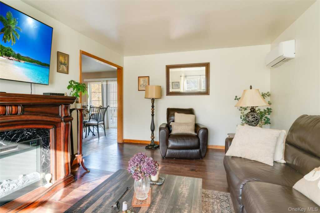 84 Josephs Drive, Saugerties, NY 12477 - Photo 8 of 28