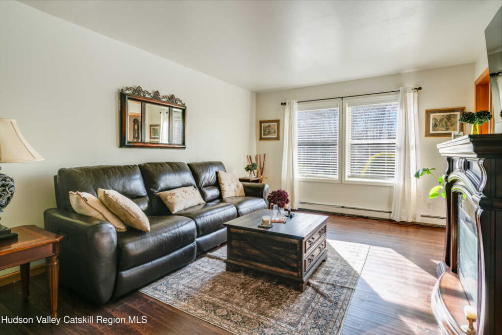 84 Josephs Drive, Saugerties, NY 12477 - Photo 5 of 28