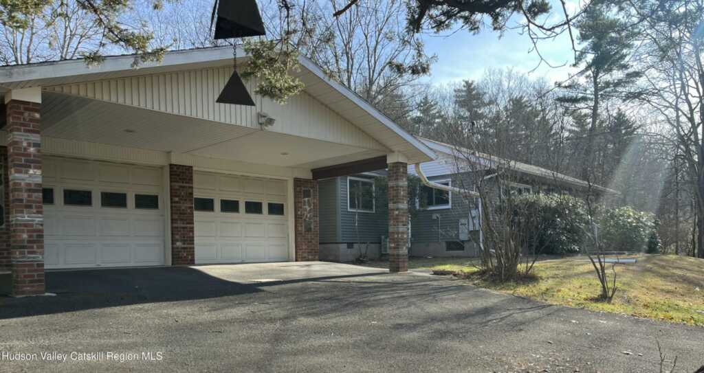 200 Van Vlierden Road, Saugerties, NY 12477 - Photo 3 of 29