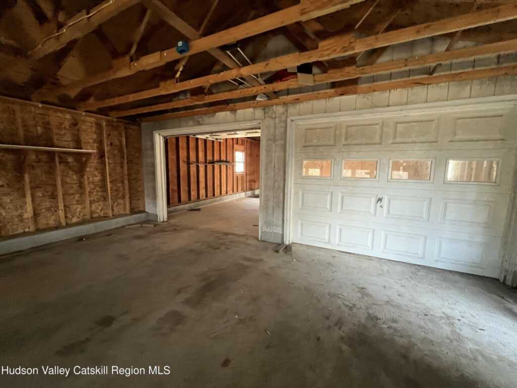 200 Van Vlierden Road, Saugerties, NY 12477 - Photo 5 of 29