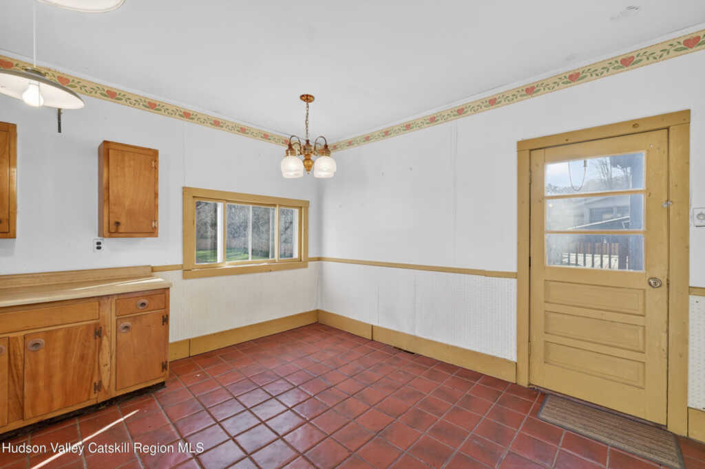 142 New Salem Road, Kingston, NY 12401 - Photo 10 of 19