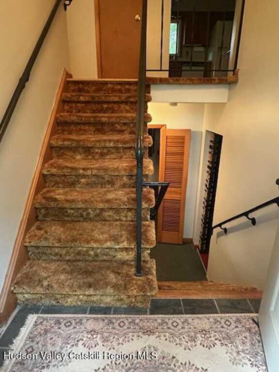 86 Pine Bush Road, Stone Ridge, NY 12484 - Photo 5 of 29